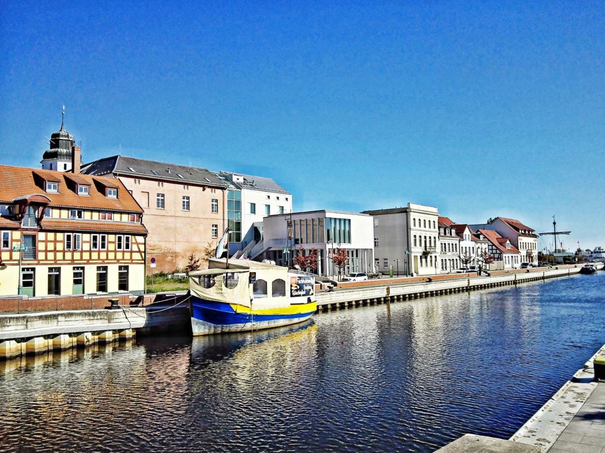 Ferienwohnung Am Ueckerpark Ueckermünde Exterior foto